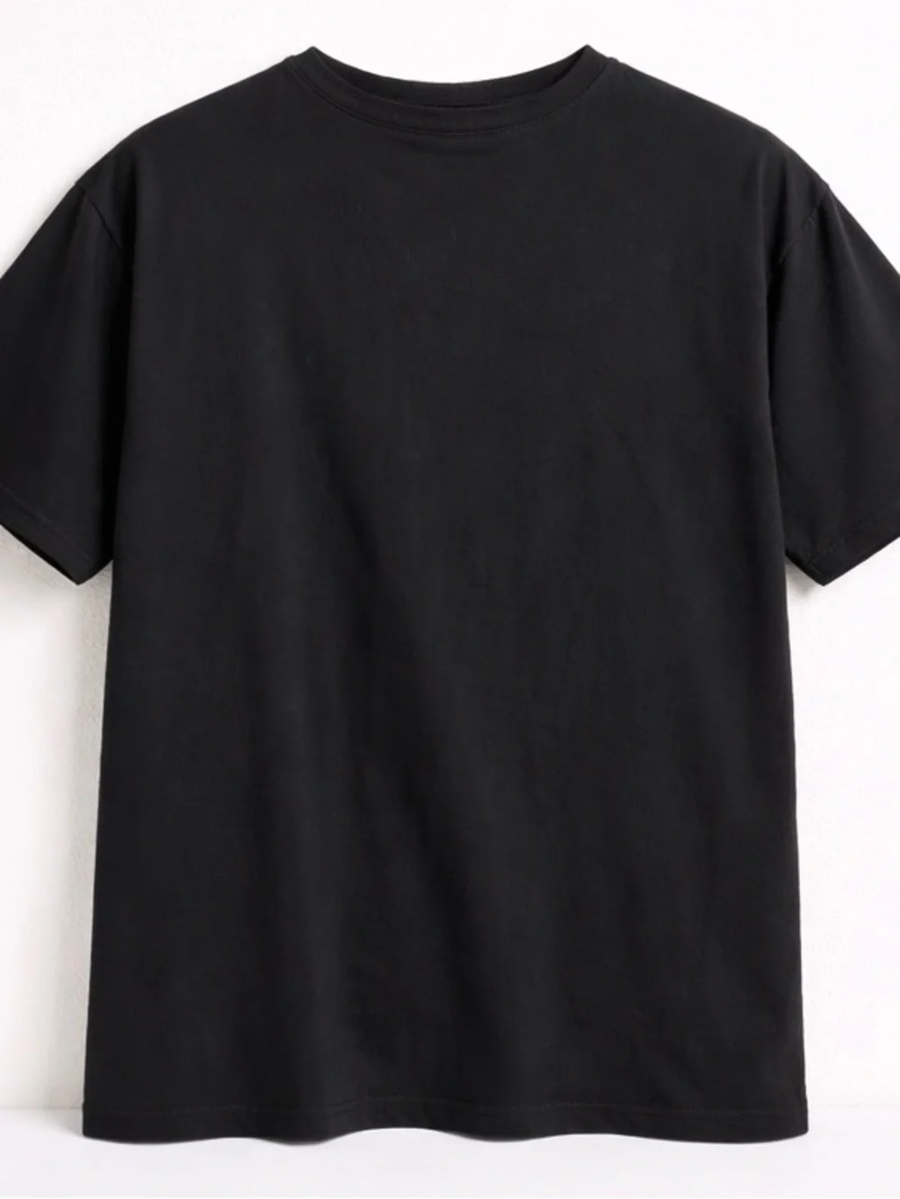 Casa Moda Couture- Black Lion Emblem Men's Crew Neck T-Shirt - Picture 2 of 3